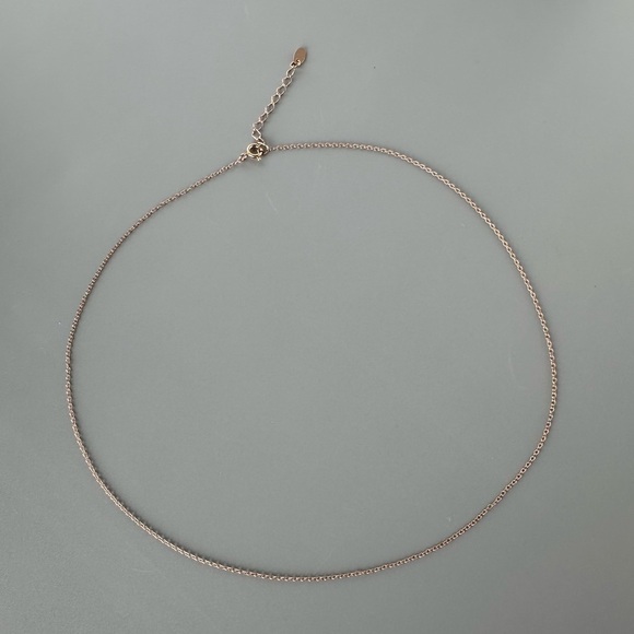 Rose Gold Simple Dainty Chain - Picture 3 of 6